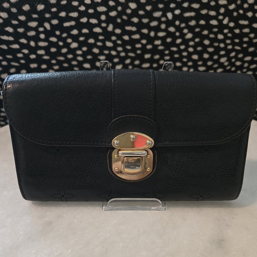 Louis Vuitton Mahina Black Gold Lock Style